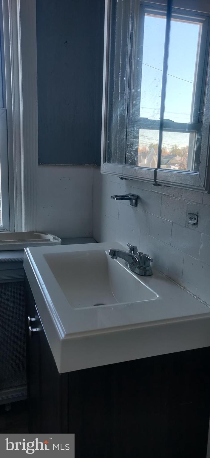 628 Copley Road Upper Darby, PA 19082 - Photo 9 of 10