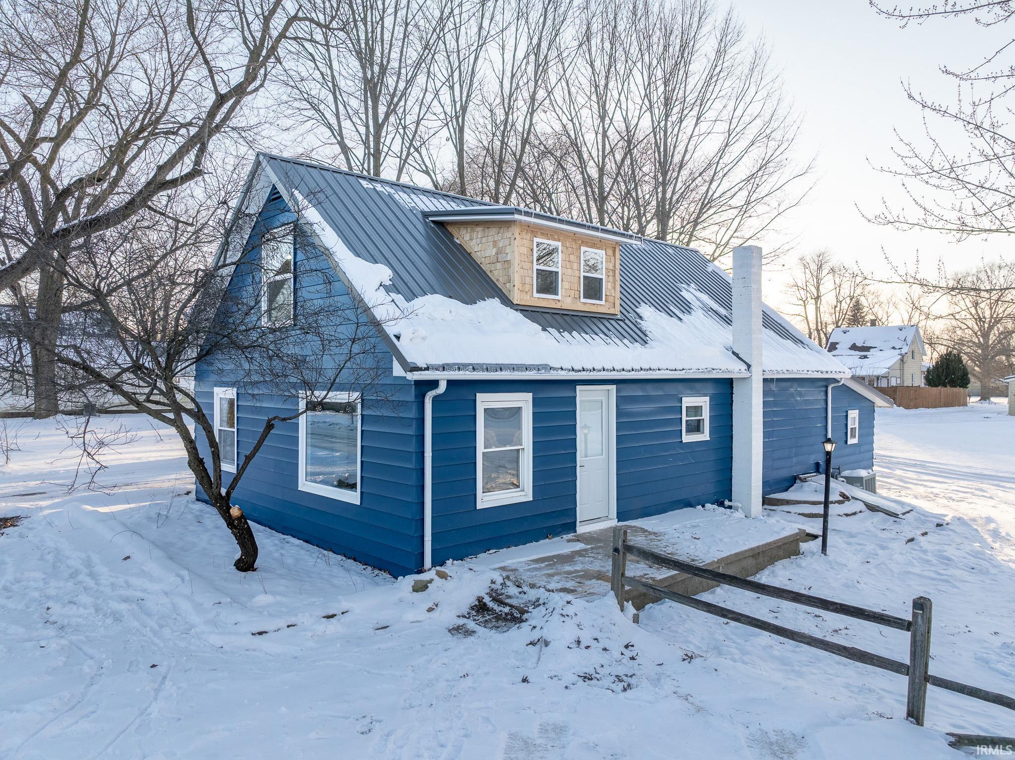 308 Pine Street Akron, IN 46910 - Photo 5 of 15