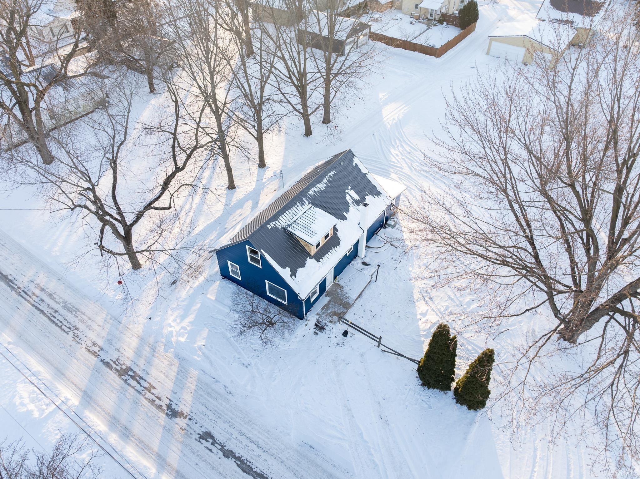 308 Pine Street Akron, IN 46910 - Photo 8 of 15