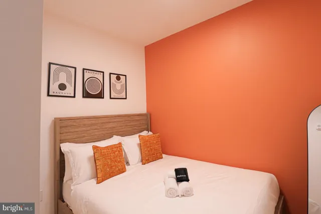 $3,400 | 1806 I Street Northeast, Unit 7, Washington, DC 20002