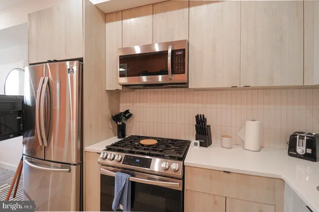 $3,400 | 1806 I Street Northeast, Unit 7, Washington, DC 20002