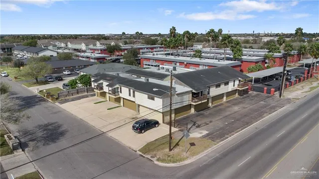 $950 | 1601 West Samano Street, Unit 3, Edinburg, TX 78539