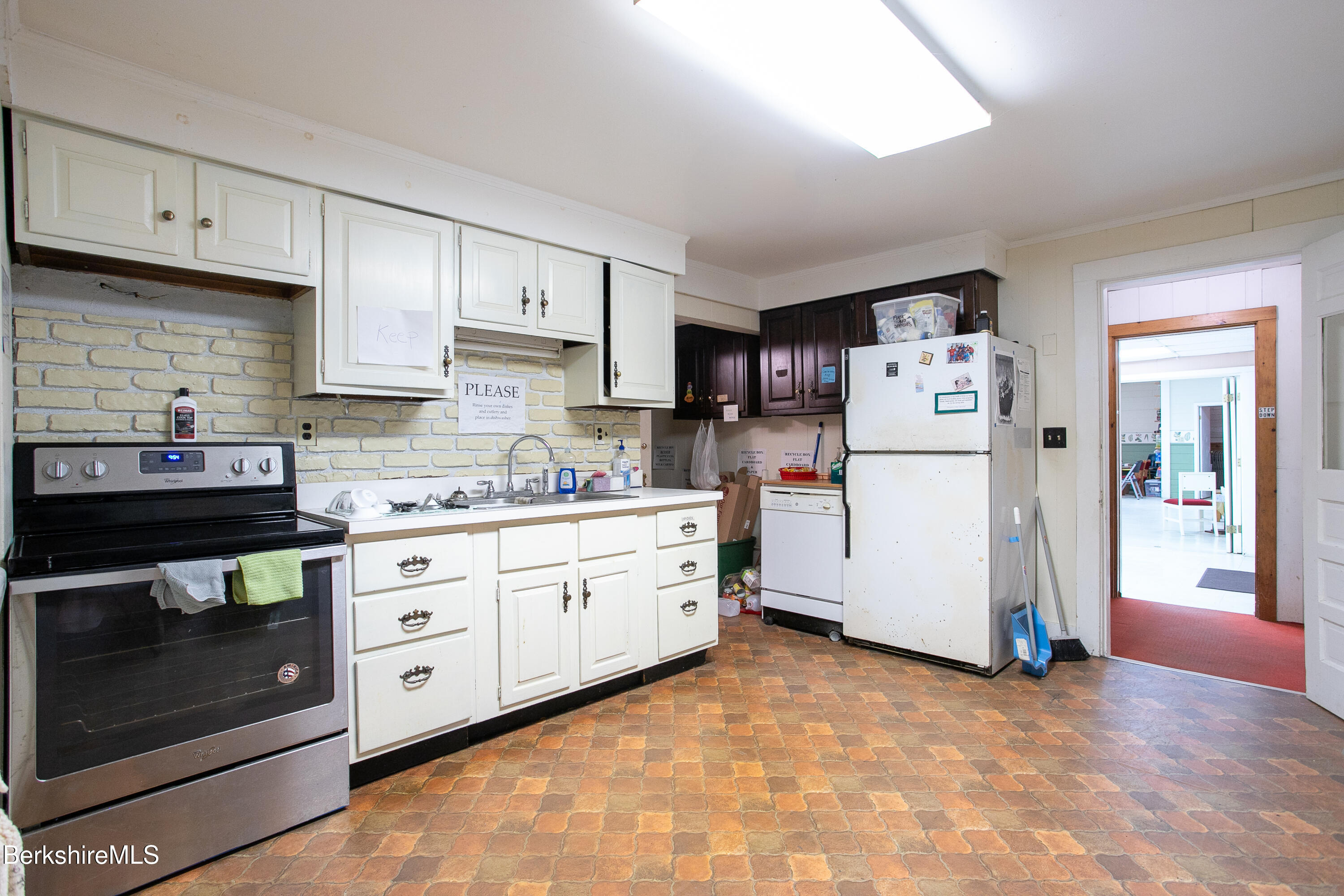 355 Clayton Road Sheffield, MA 01222 - Photo 11 of 19 0032