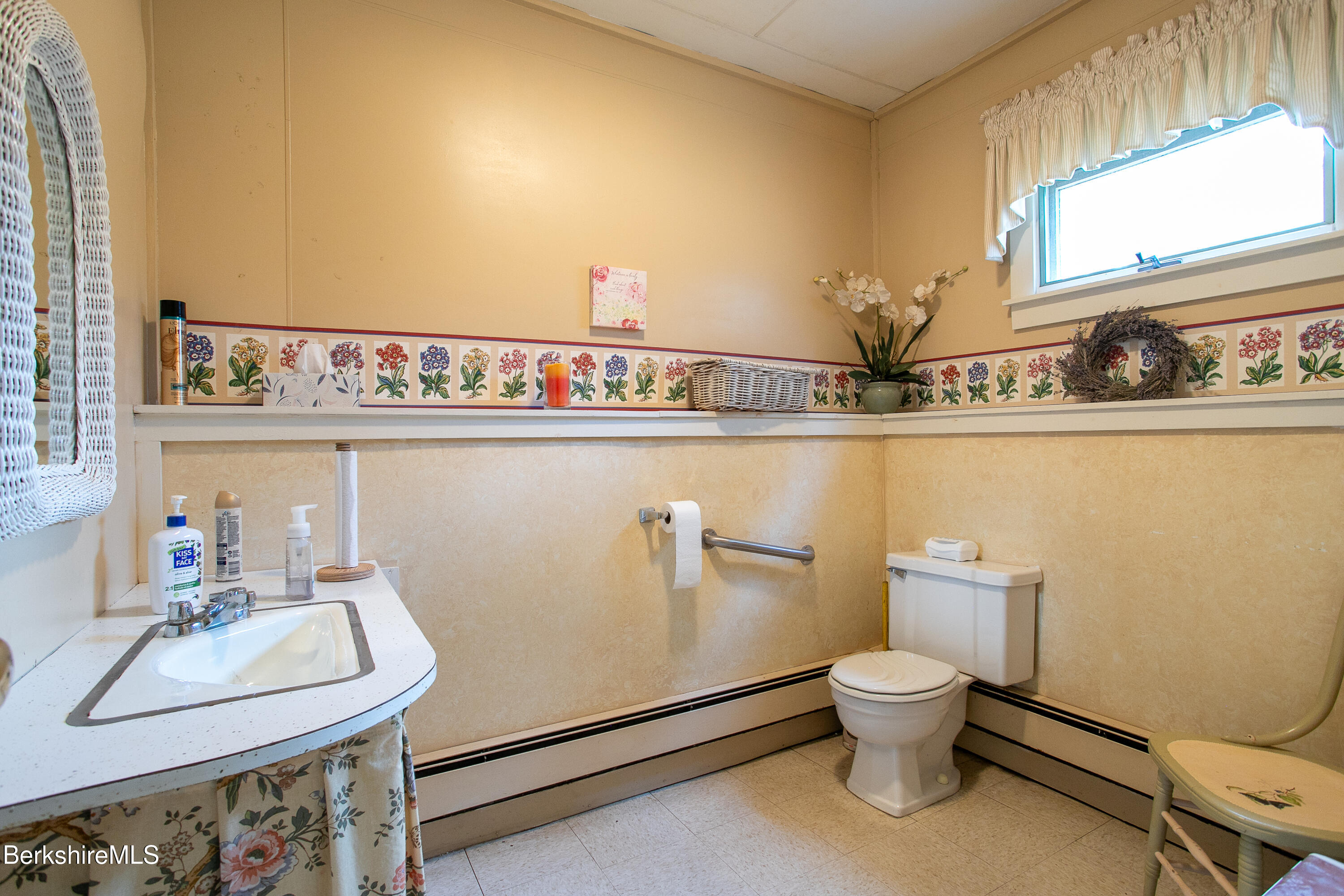 355 Clayton Road Sheffield, MA 01222 - Photo 13 of 19 0016