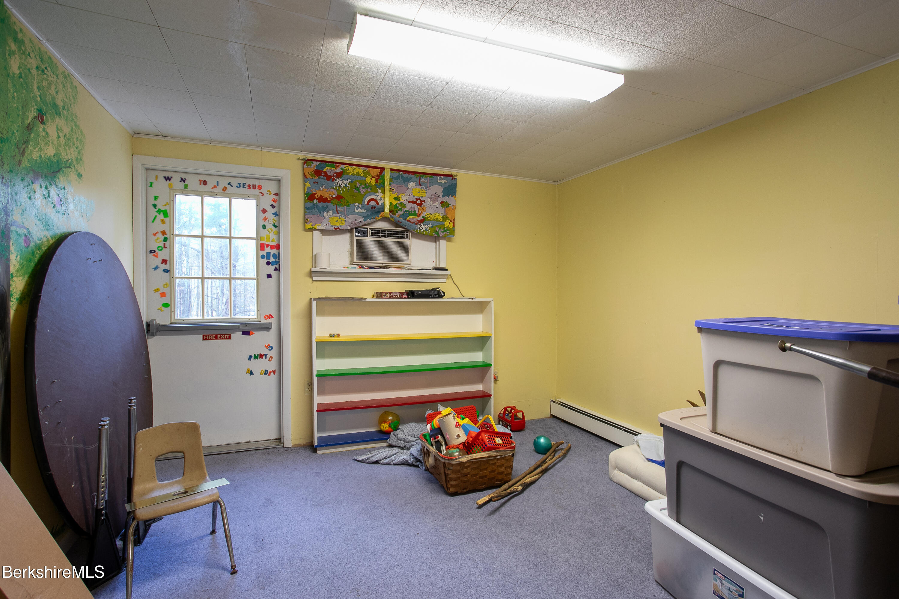 355 Clayton Road Sheffield, MA 01222 - Photo 15 of 19 0040