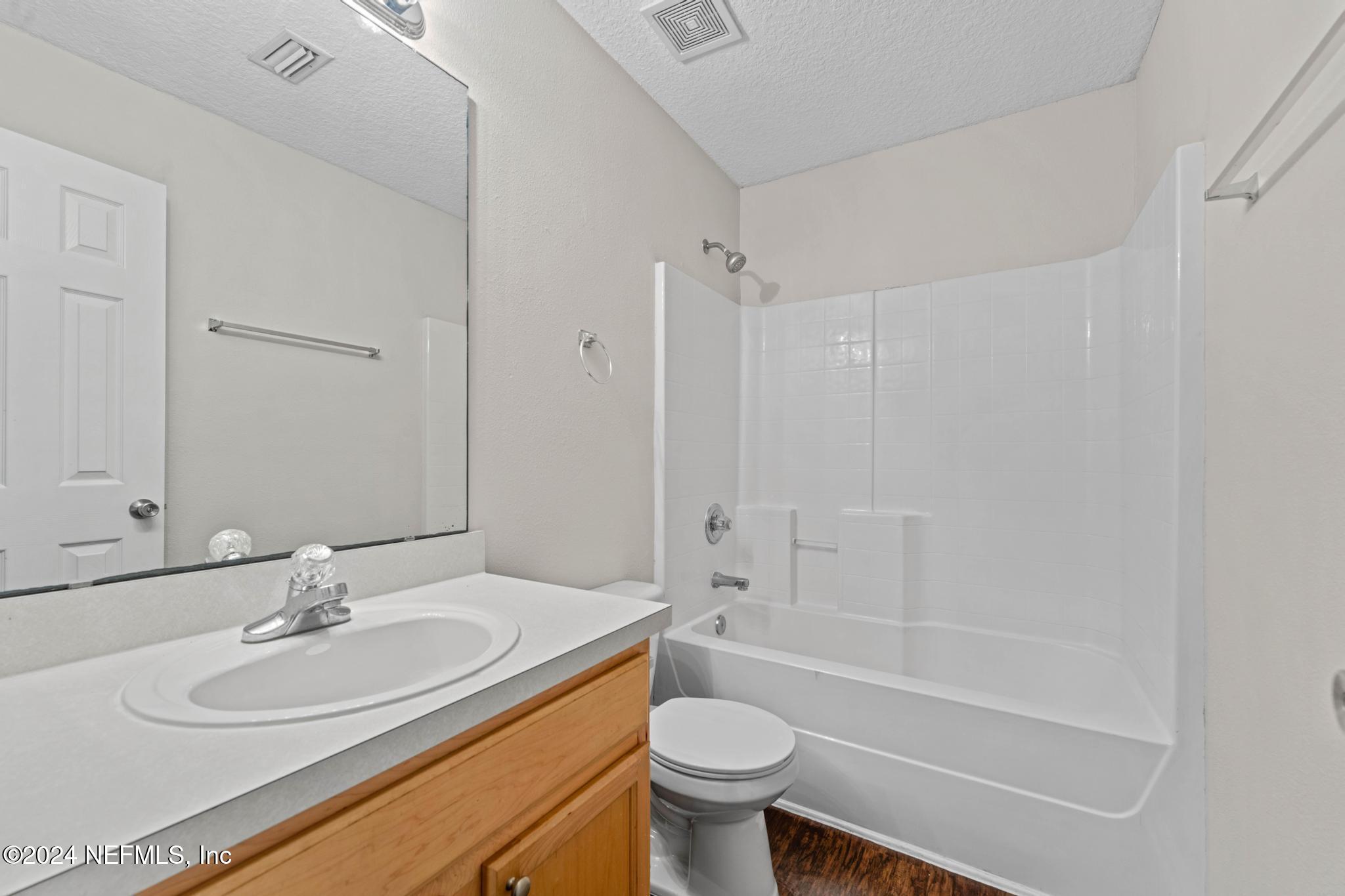 7947 Melvin Road Jacksonville, FL 32210 - Photo 16 of 22 Bathroom 2