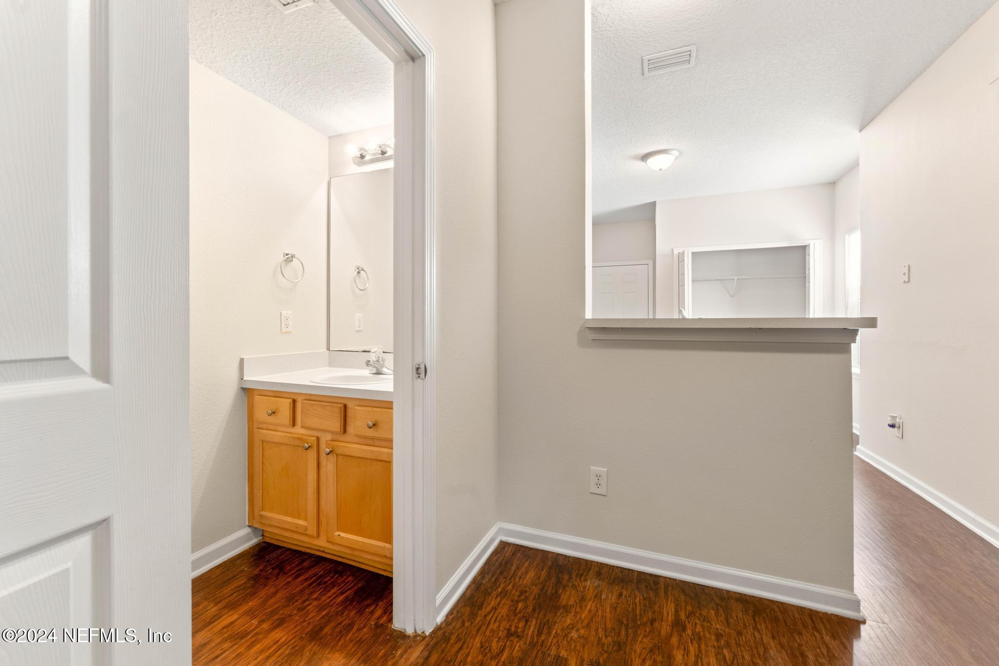 7947 Melvin Road Jacksonville, FL 32210 - Photo 6 of 22 Half Bath downstairs