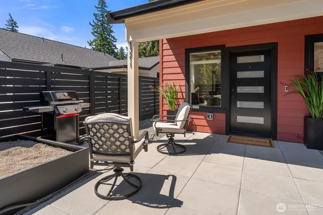 $649,950 | 13211 1st Avenue Northwest, Unit 2, Seattle, WA 98177