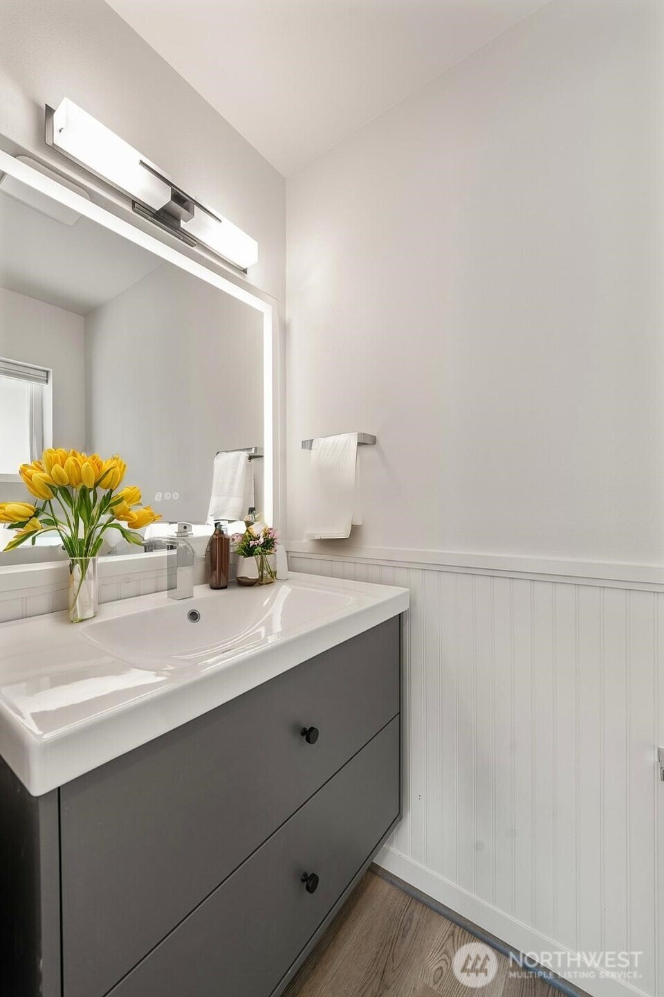 13211 1st Avenue Northwest, Unit 2 Seattle, WA 98177 - Photo 10 of 19