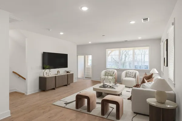 $3,495 | 504 Edwin Street, Unit 18, Nashville, TN 37207