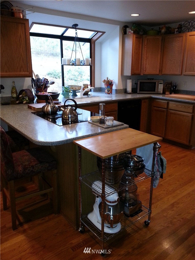 14329 166th Place Southeast Renton, WA 98059 - Photo 4 of 13