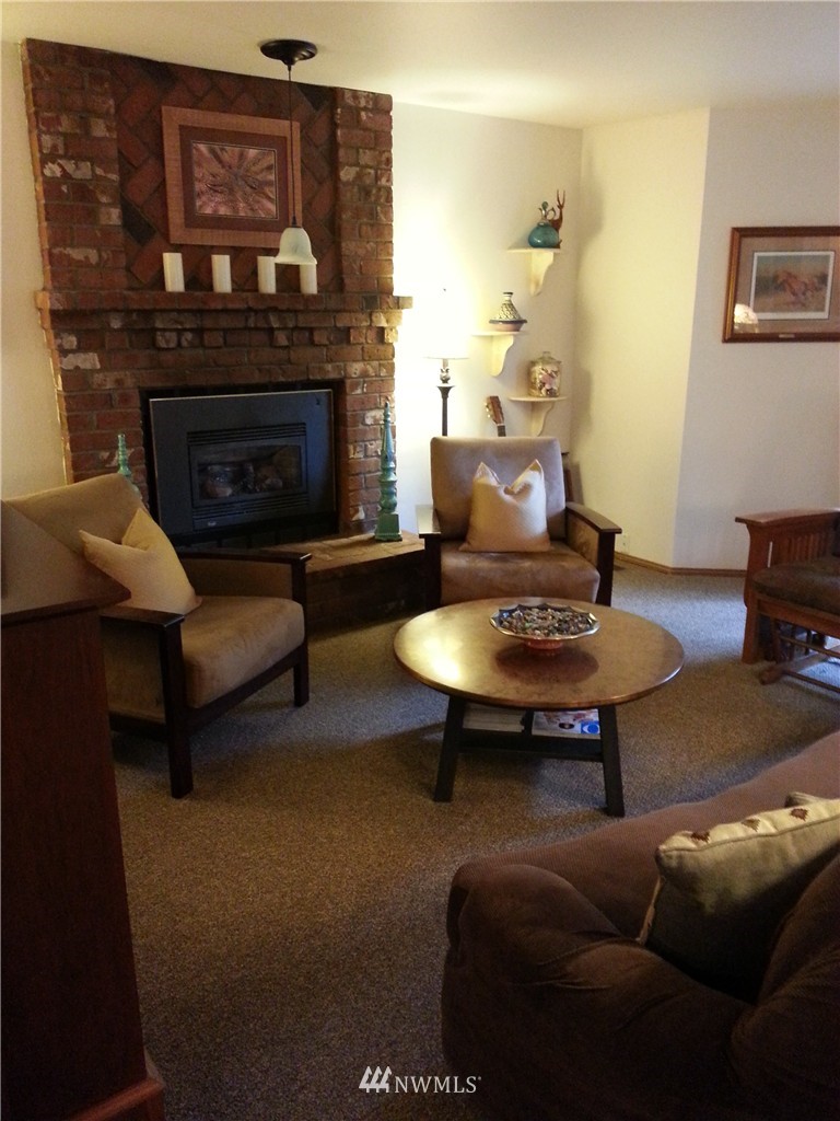 14329 166th Place Southeast Renton, WA 98059 - Photo 6 of 13