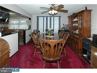 12011 Medford Road Philadelphia, PA 19154 - Photo 6 of 11 Dining Room