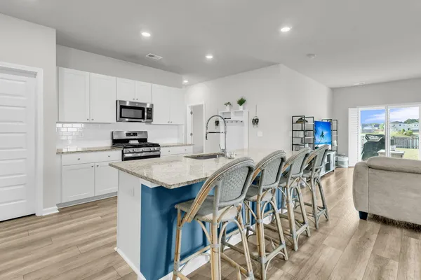 $450,000 | 548 Spanish Wells Road, Summerville, SC 29486