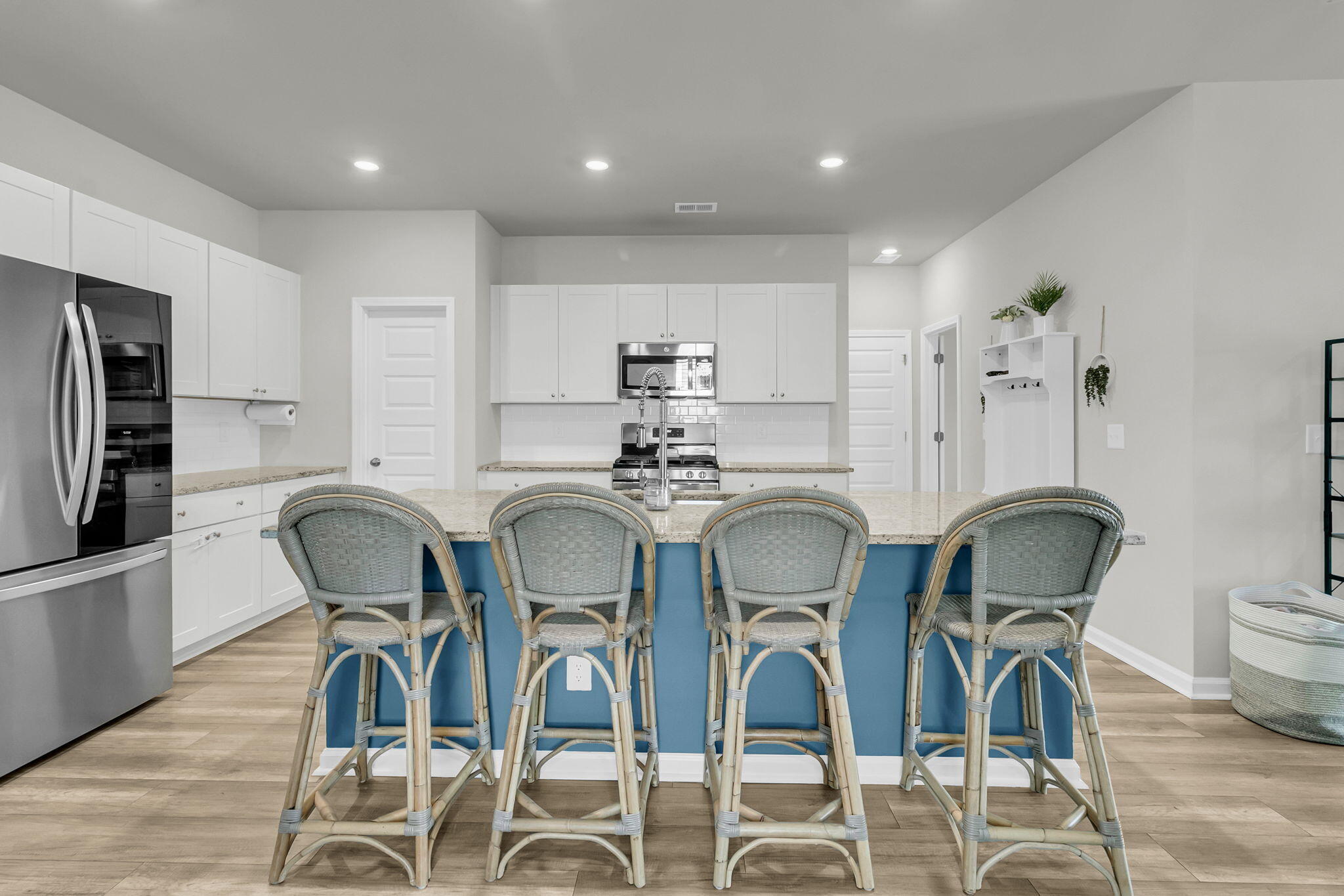 548 Spanish Wells Road Summerville, SC 29486 - Photo 5 of 45 CREM - 548 Spanish Wells Rd-45
