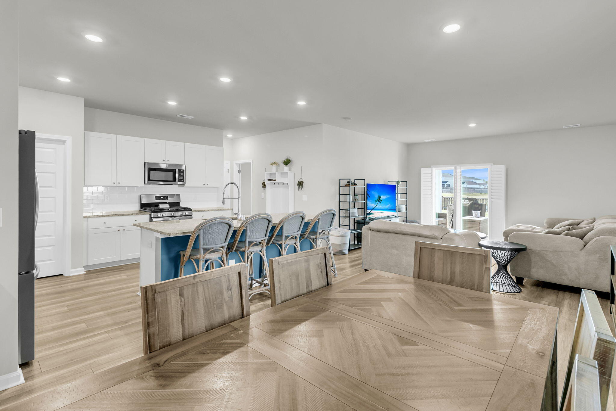 548 Spanish Wells Road Summerville, SC 29486 - Photo 8 of 48 CREM - 548 Spanish Wells Rd-48