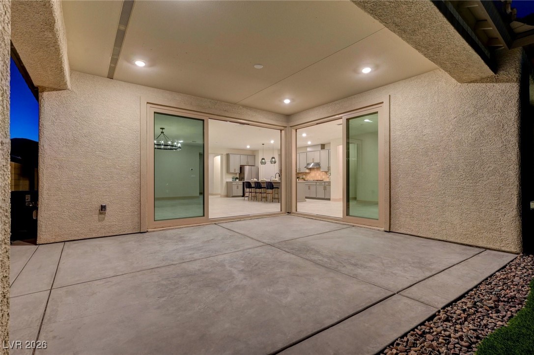 6502 Corsari Rdg Street Las Vegas, NV 89166 - Photo 31 of 59 Dual Sliding Doors