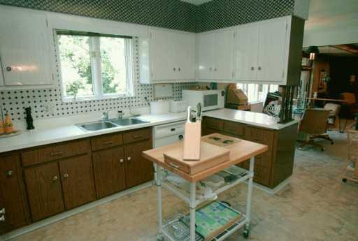 2465 Mt Royal Road Pittsburgh, PA 15217 - Photo 3 of 5 Other.