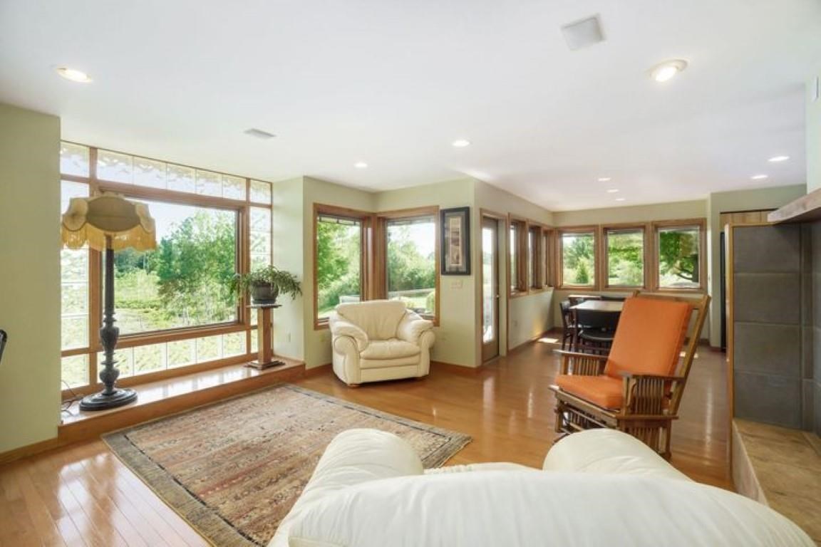 200 Cutters Ridge Drive Manistee, MI 49660 - Photo 9 of 54 1889939-8.JPG