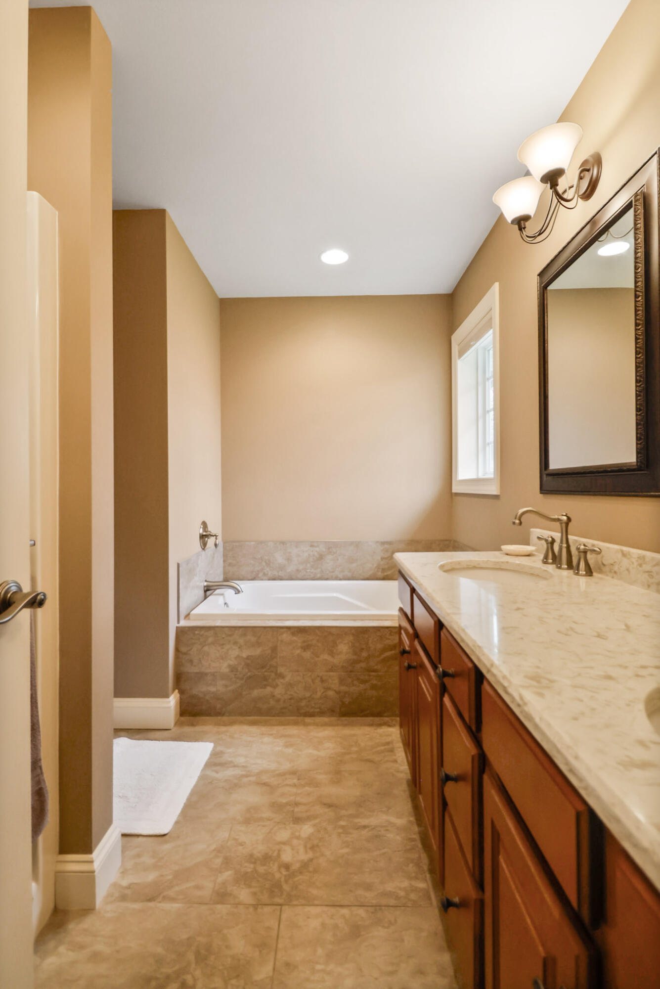 7344 Fieldstone Drive Demotte, IN 46310 - Photo 19 of 30 1335x2000