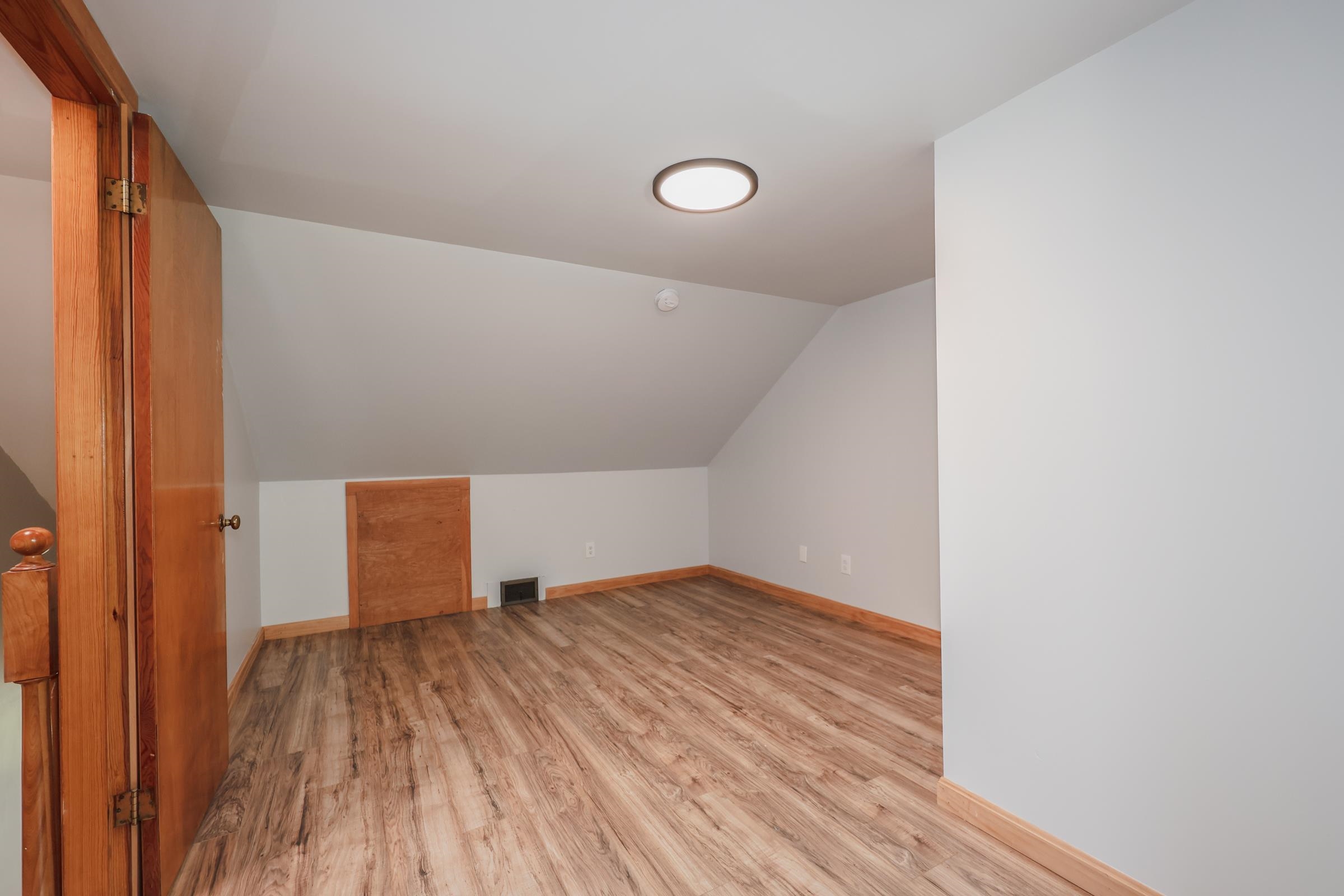 283-285 South Mammoth Road Manchester, NH 03109 - Photo 14 of 38 Gallery Image 14