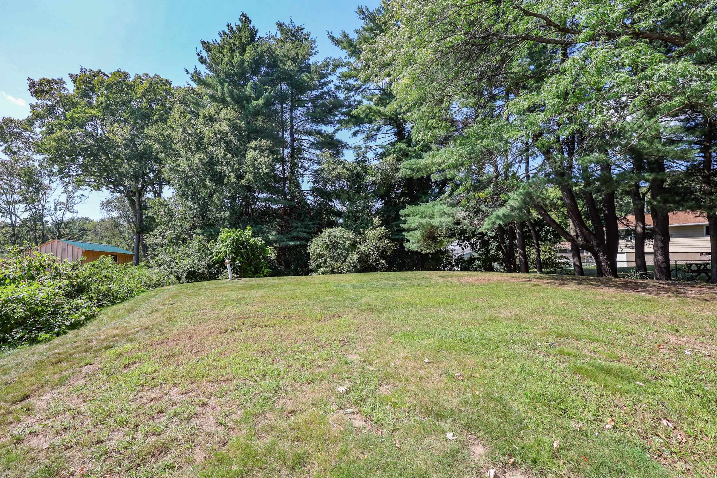 283-285 South Mammoth Road Manchester, NH 03109 - Photo 29 of 38 Gallery Image 29