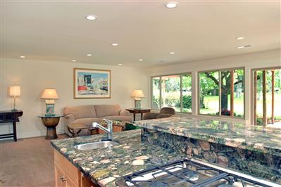 216 Mockingbird Circle Santa Rosa, CA 95409 - Photo 6 of 10 Gallery Image 6