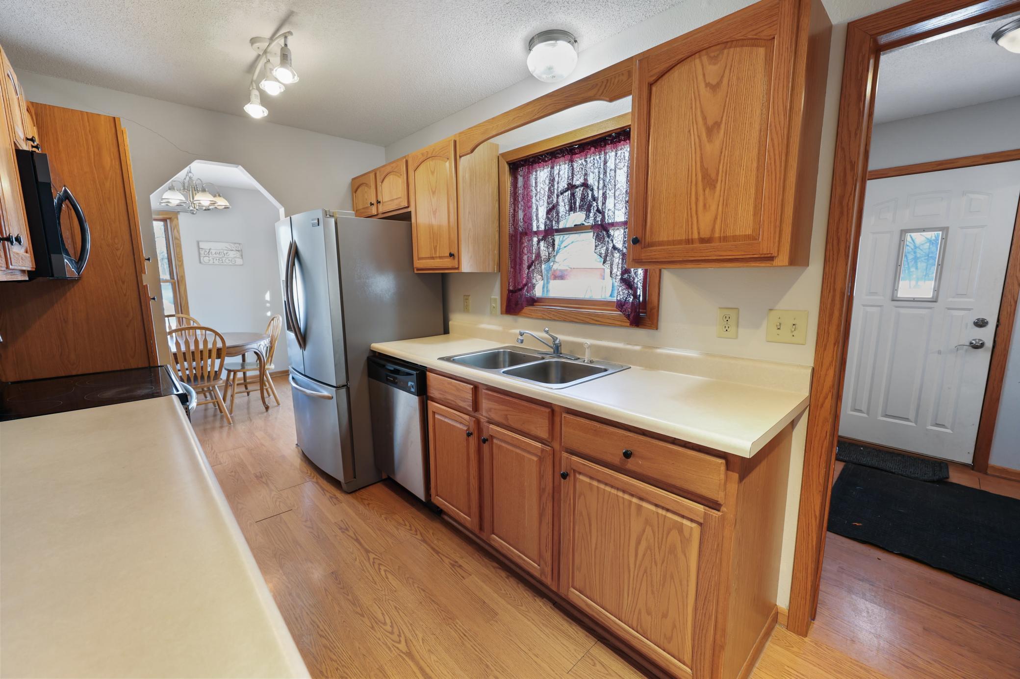 320 8th Avenue Foley, MN 56329 - Photo 8 of 36