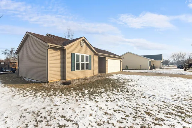 $209,000 | 533 West Liberty Street, Butler, IN 46721