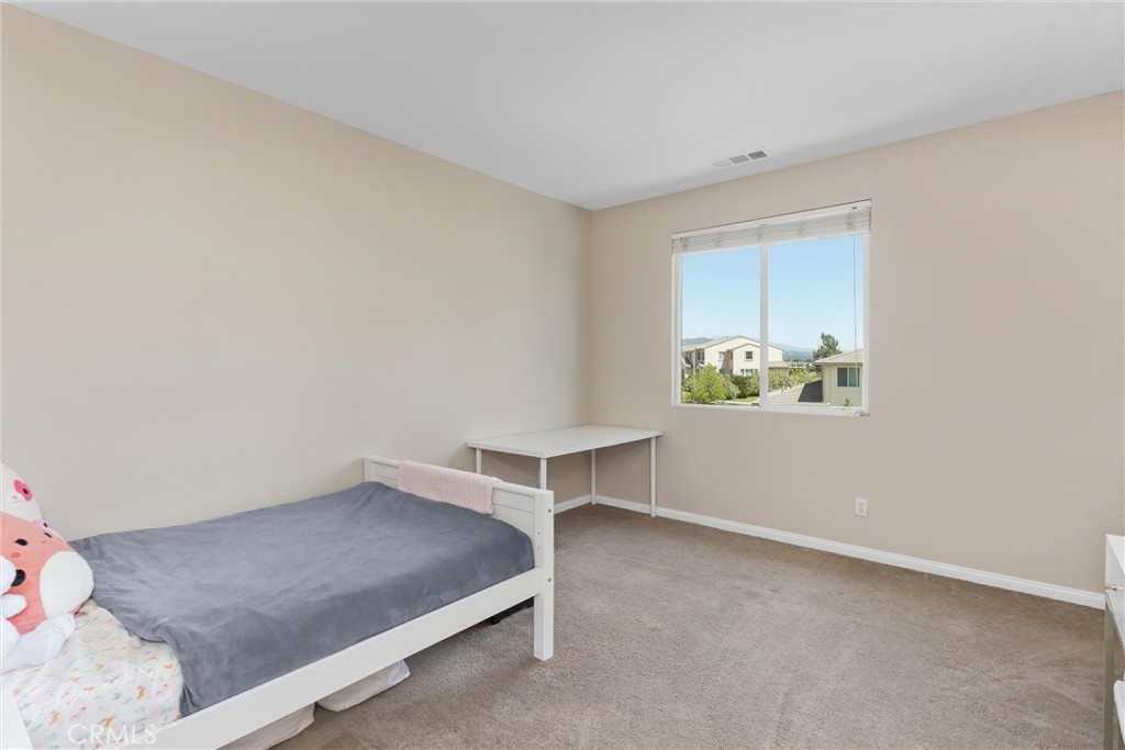 33369 Gold Mountain Road Yucaipa, CA 92399 - Photo 36 of 65 Upstairs bedroom #2