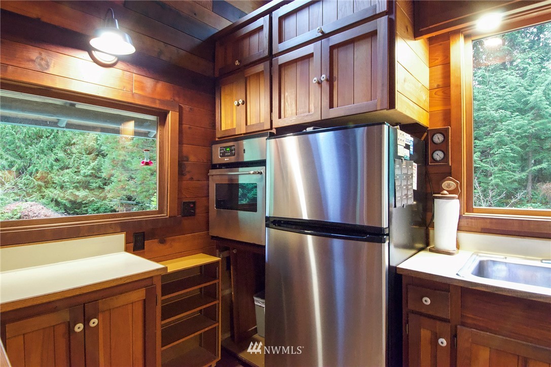 730 Quail Run Road Port Angeles, WA 98362 - Photo 13 of 40