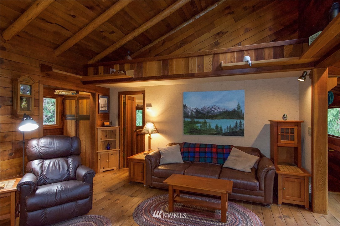 730 Quail Run Road Port Angeles, WA 98362 - Photo 15 of 40