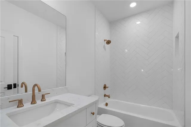 $1,490,000 | 5541 Broad River View, Peachtree Corners, GA 30092