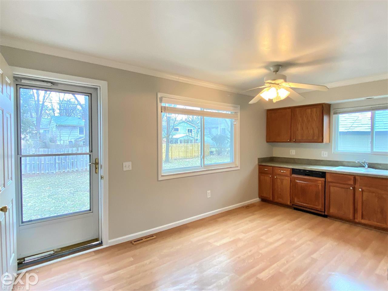 620 Helmand Street Rochester Hills, MI 48307 - Photo 13 of 27