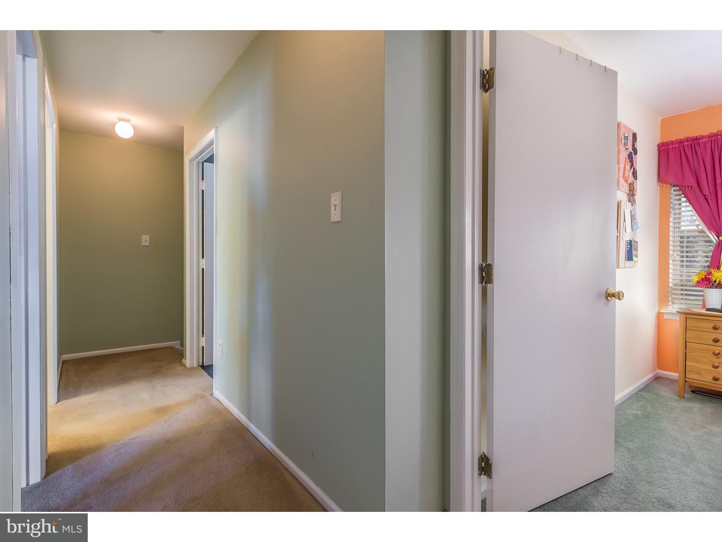 63 Springcress Drive Delran, NJ 08075 - Photo 11 of 25