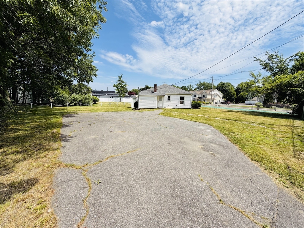103 Brook Street Clinton, MA 01510 - Photo 2 of 18