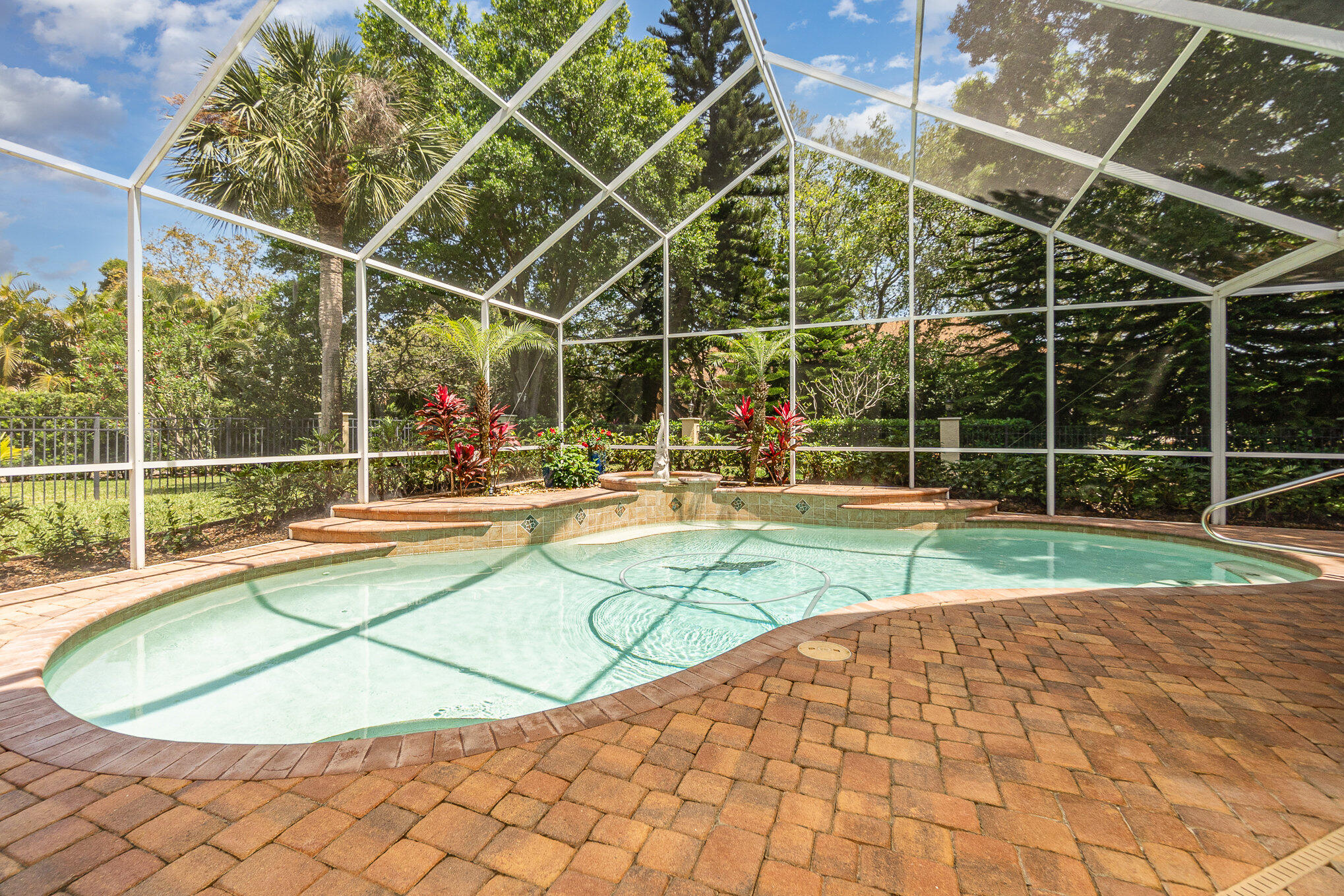 789 Oak Park Drive Melbourne, FL 32940 - Photo 34 of 44 a view of a basket ball ground