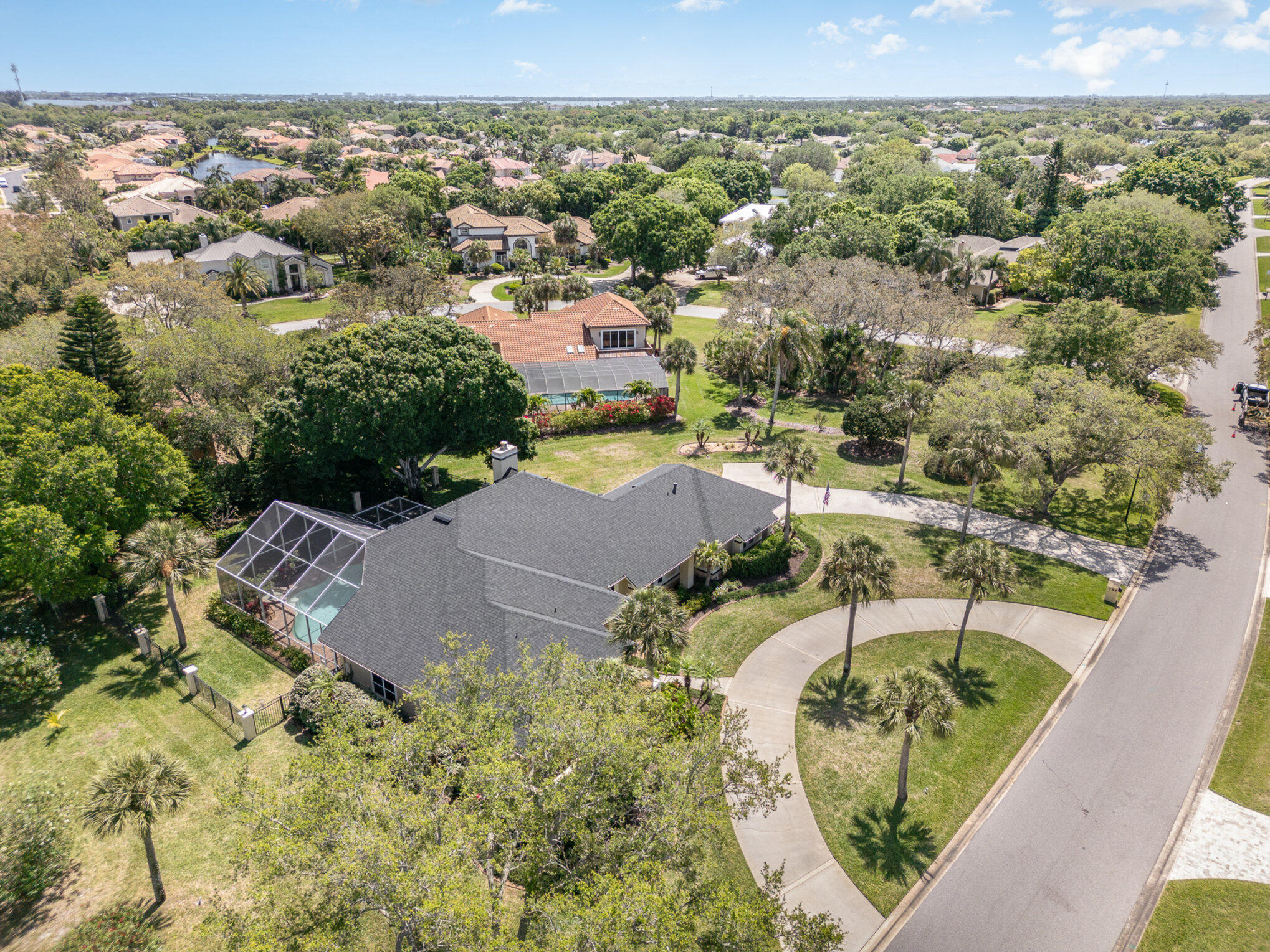 789 Oak Park Drive Melbourne, FL 32940 - Photo 41 of 44 an aerial view of residential house with outdoor space and swimming pool