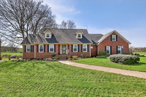 $1,100,000 | 2685 Hampshire Pike, Columbia, TN 38401