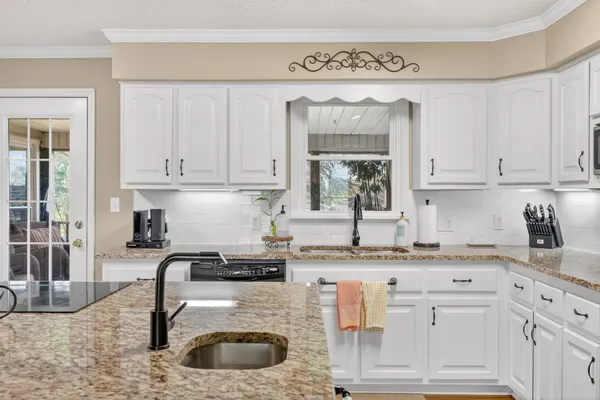 $1,100,000 | 2685 Hampshire Pike, Columbia, TN 38401