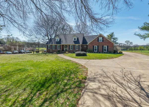 $1,100,000 | 2685 Hampshire Pike, Columbia, TN 38401