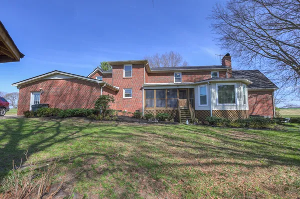 $1,100,000 | 2685 Hampshire Pike, Columbia, TN 38401