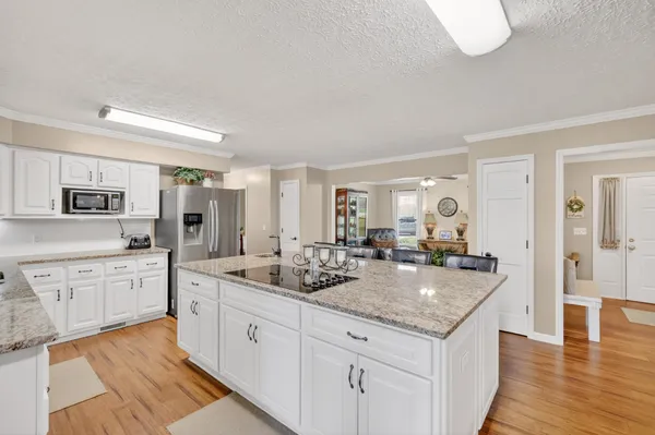 $1,100,000 | 2685 Hampshire Pike, Columbia, TN 38401