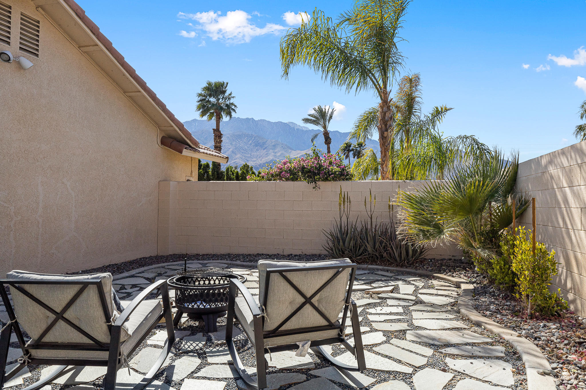 2142 North Sandra Road Palm Springs, CA 92262 - Photo 11 of 28 Sandra2030