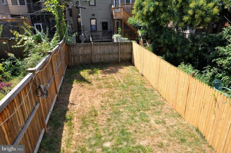 21 T Street Northeast Washington, DC 20002 - Photo 18 of 29 Back yard