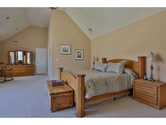 16 Silver Brook Road Salem, NH 03079 - Photo 20 of 30 Gallery Image 20
