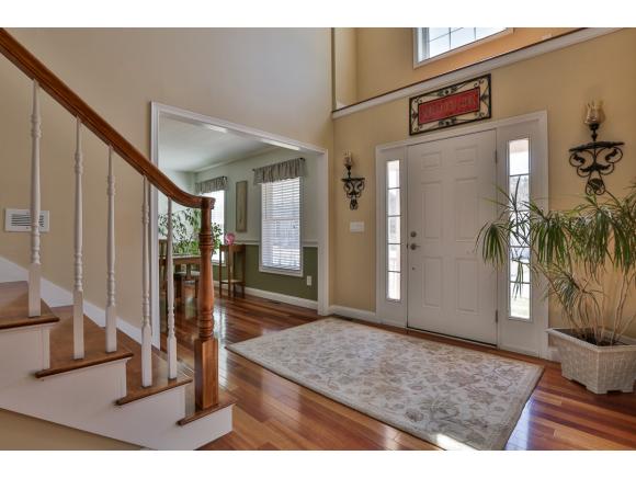 16 Silver Brook Road Salem, NH 03079 - Photo 7 of 30 Gallery Image 7