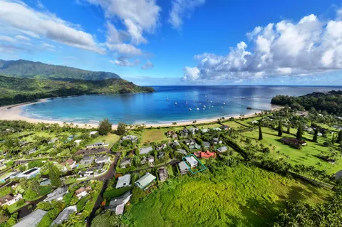 $5,500,000 | 5071 Opelu Street, Unit A, Hanalei, HI 96714