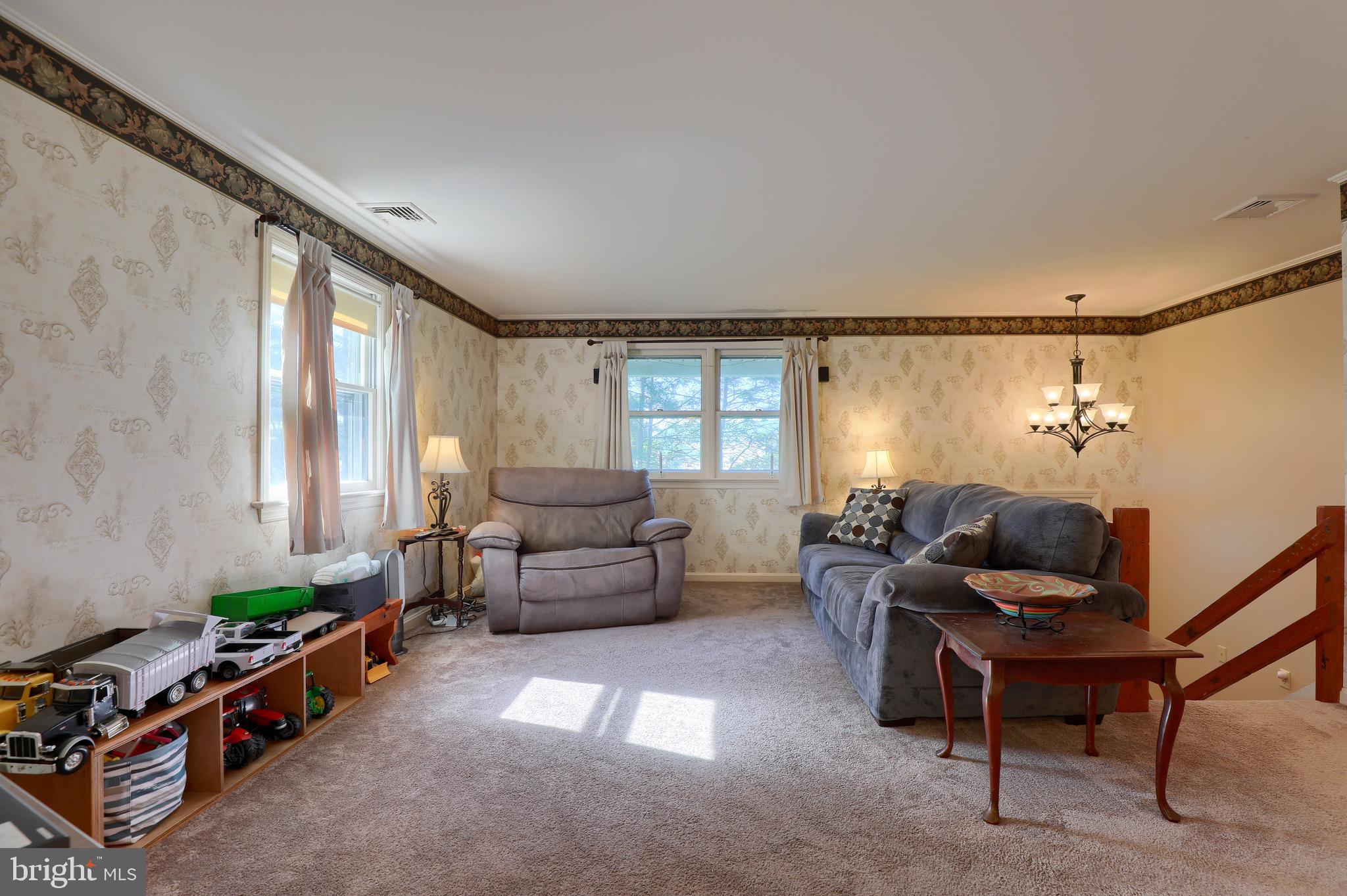 1964 Old Line Road Manheim, PA 17545 - Photo 5 of 37