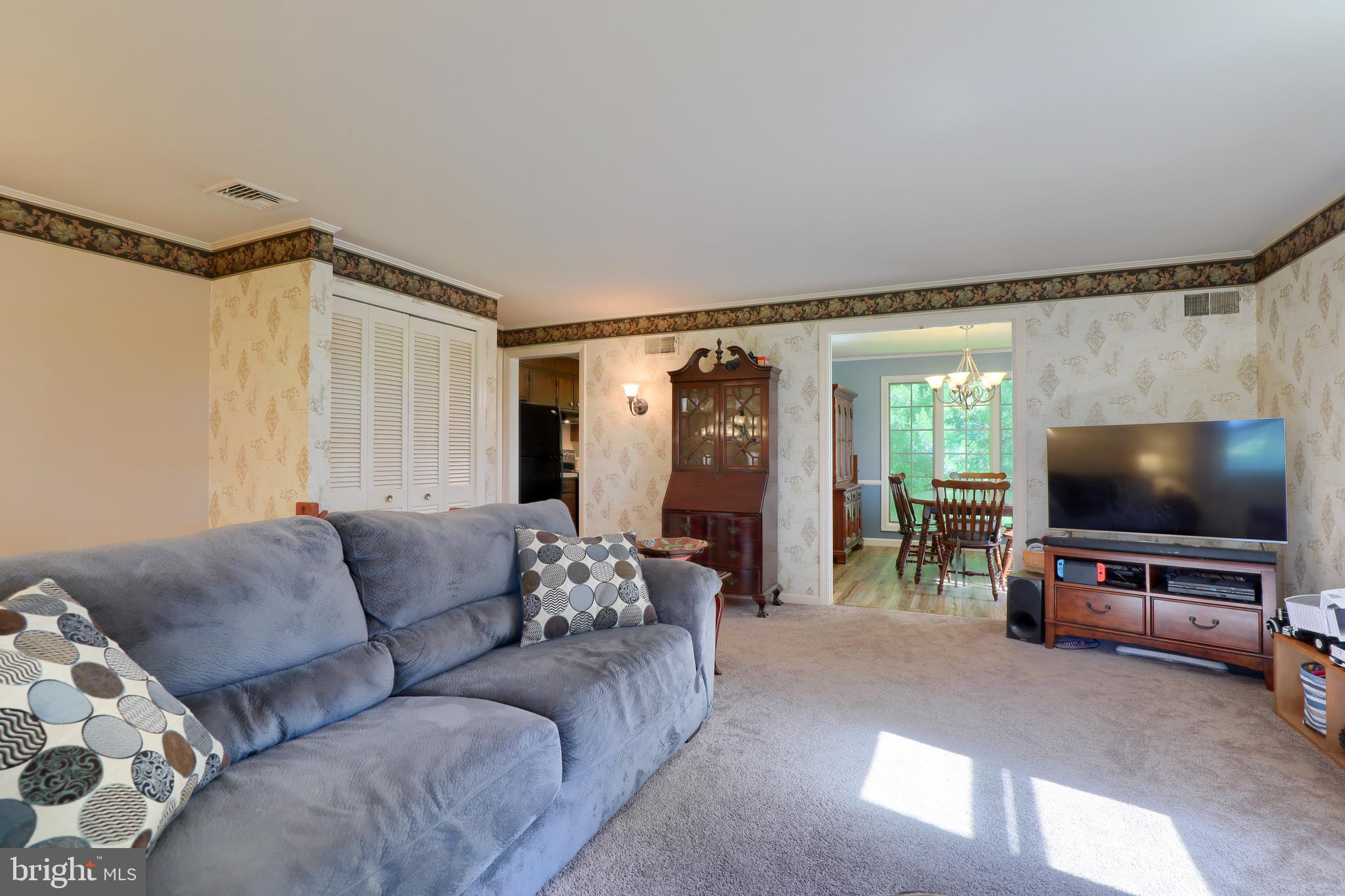 1964 Old Line Road Manheim, PA 17545 - Photo 7 of 37